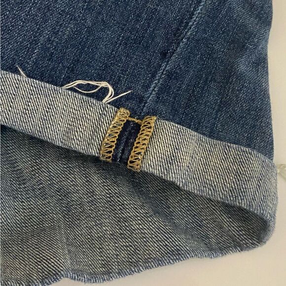 PAIGE - Lightly Distressed Cuffed Hem Denim Jean Shorts - Women’s size 25 - Picture 12 of 12